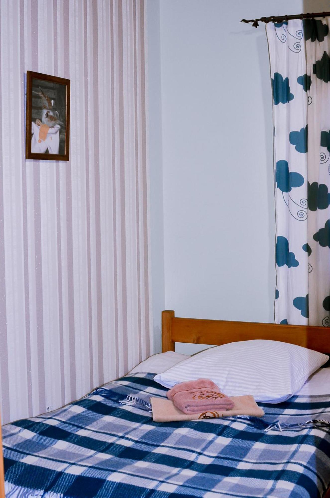 Guest House Mandrivnyi Rooms&Apartments Yasinya Dış mekan fotoğraf